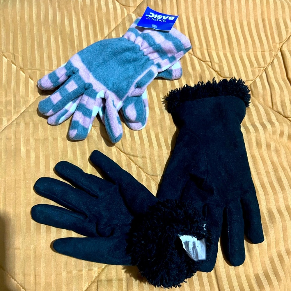 2 pairs of gloves . 2 pairs x $11
